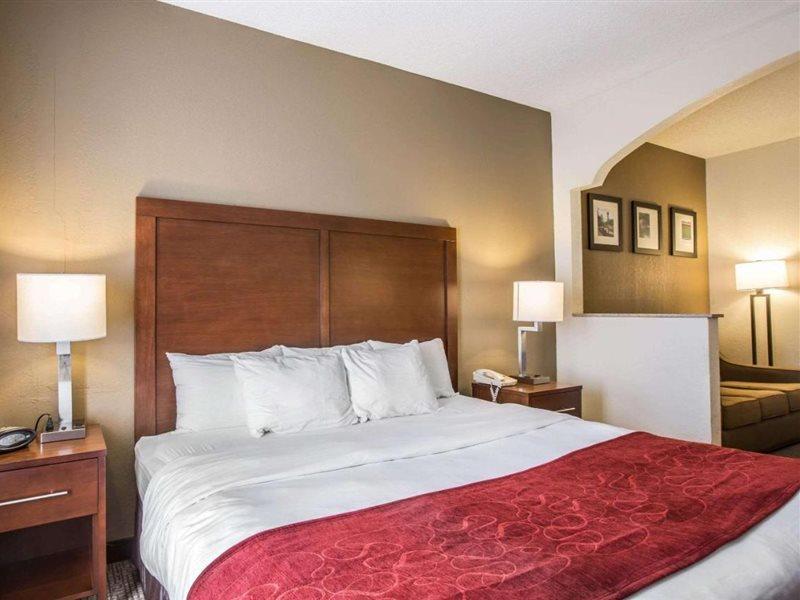 Quality Suites Morristown Extérieur photo