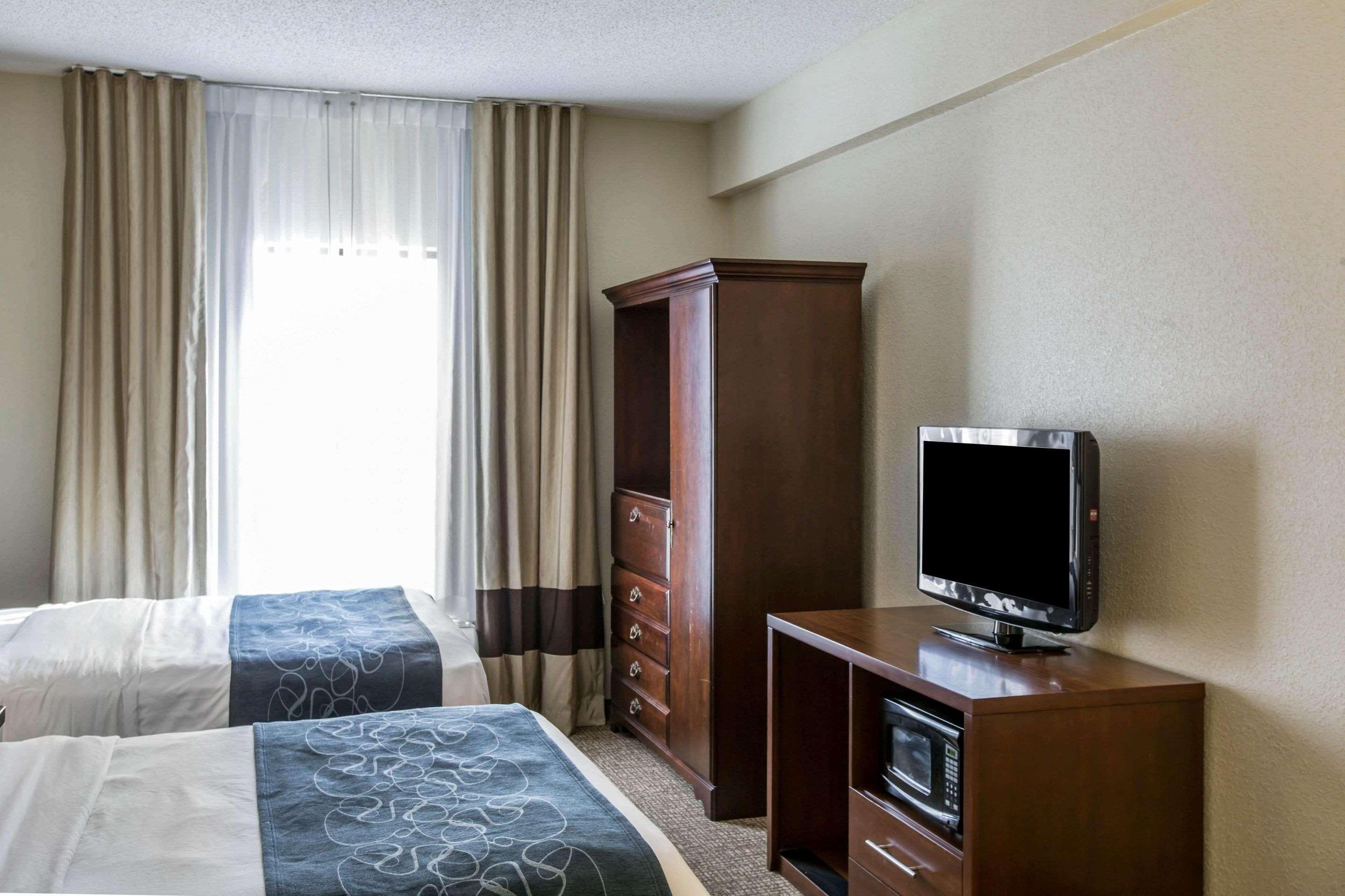 Quality Suites Morristown Extérieur photo