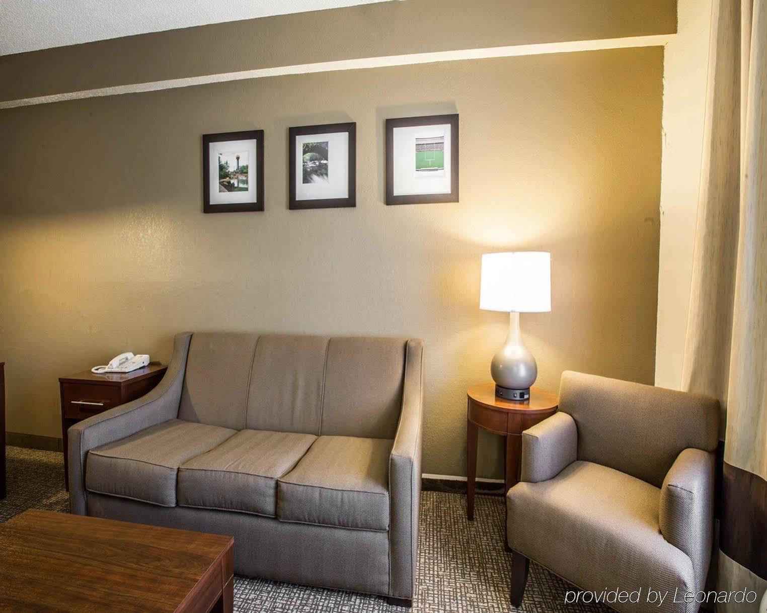 Quality Suites Morristown Extérieur photo